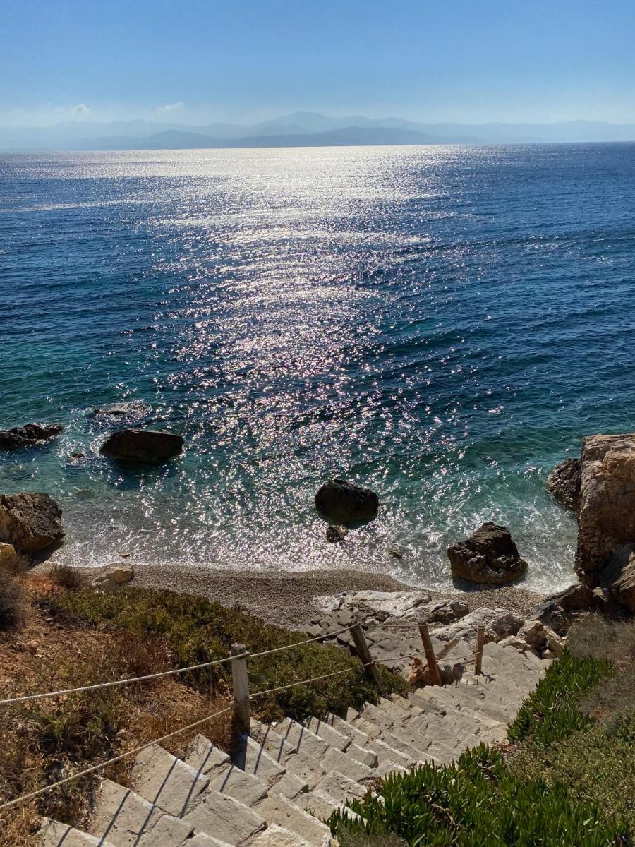 Cavo Piso Livadi