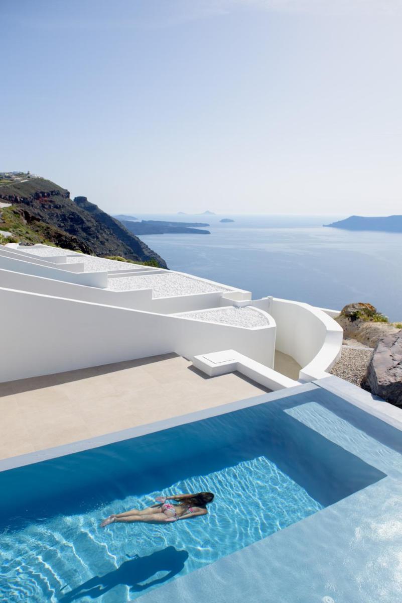 Cavo Tagoo Santorini