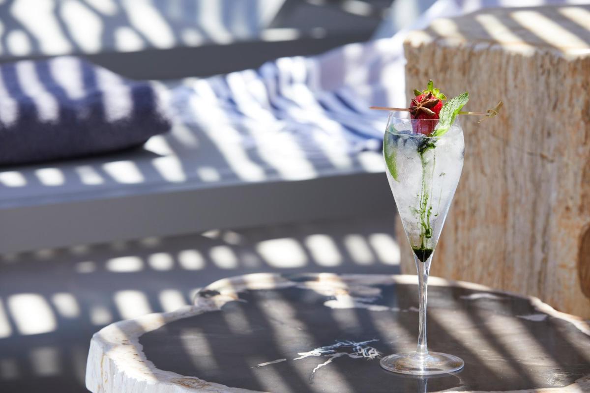 Cayo Exclusive Resort & Spa