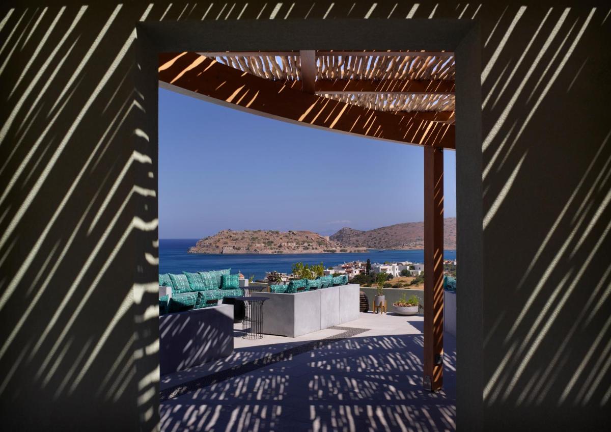 Cayo Exclusive Resort & Spa