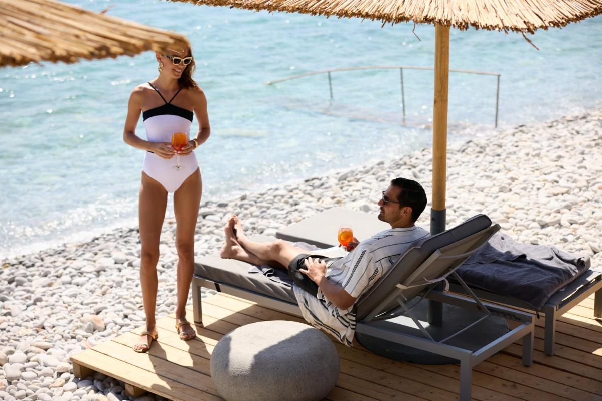 Cayo Exclusive Resort & Spa