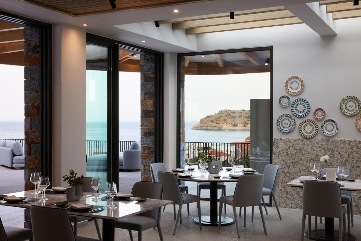 Cayo Exclusive Resort & Spa