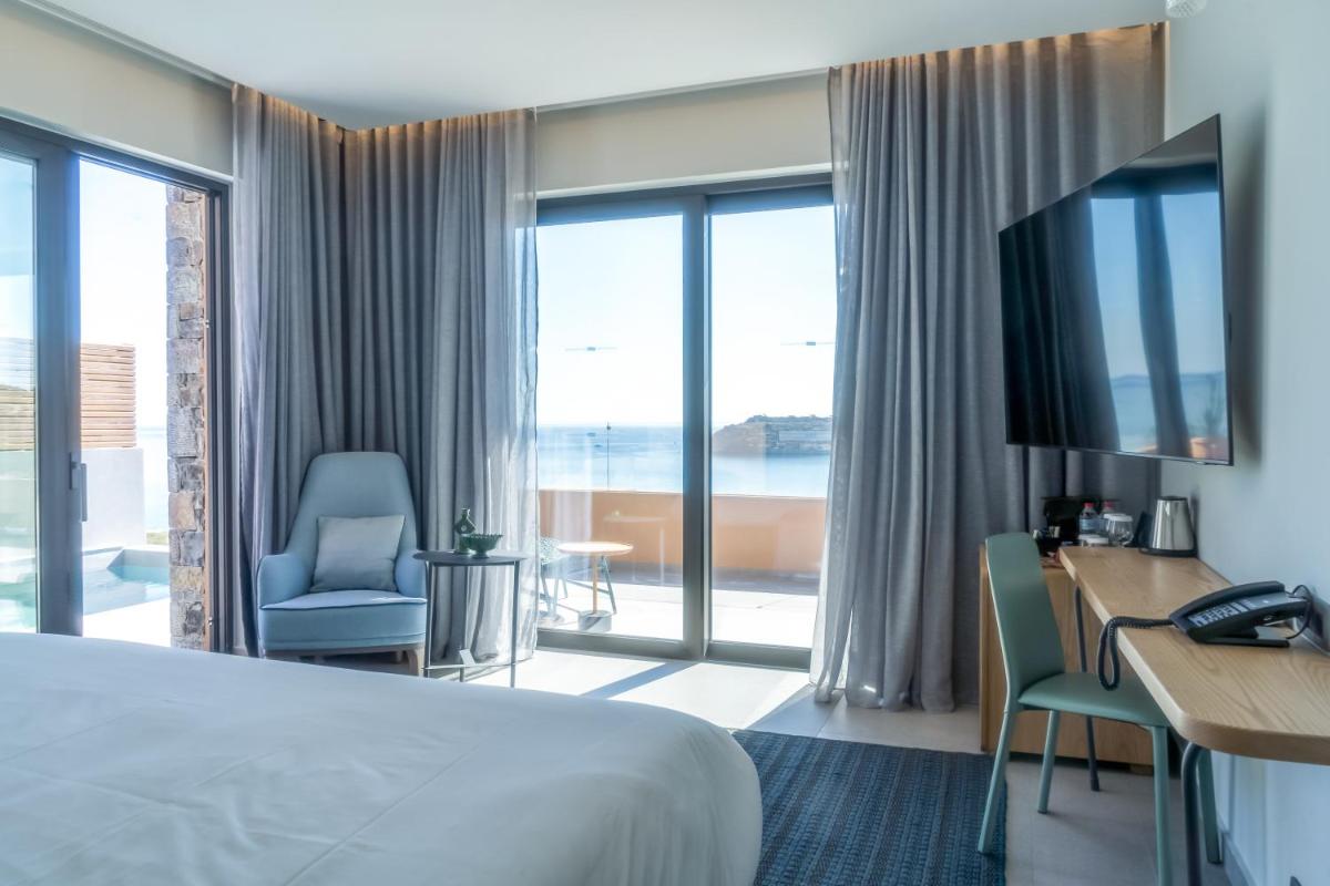 Cayo Exclusive Resort & Spa