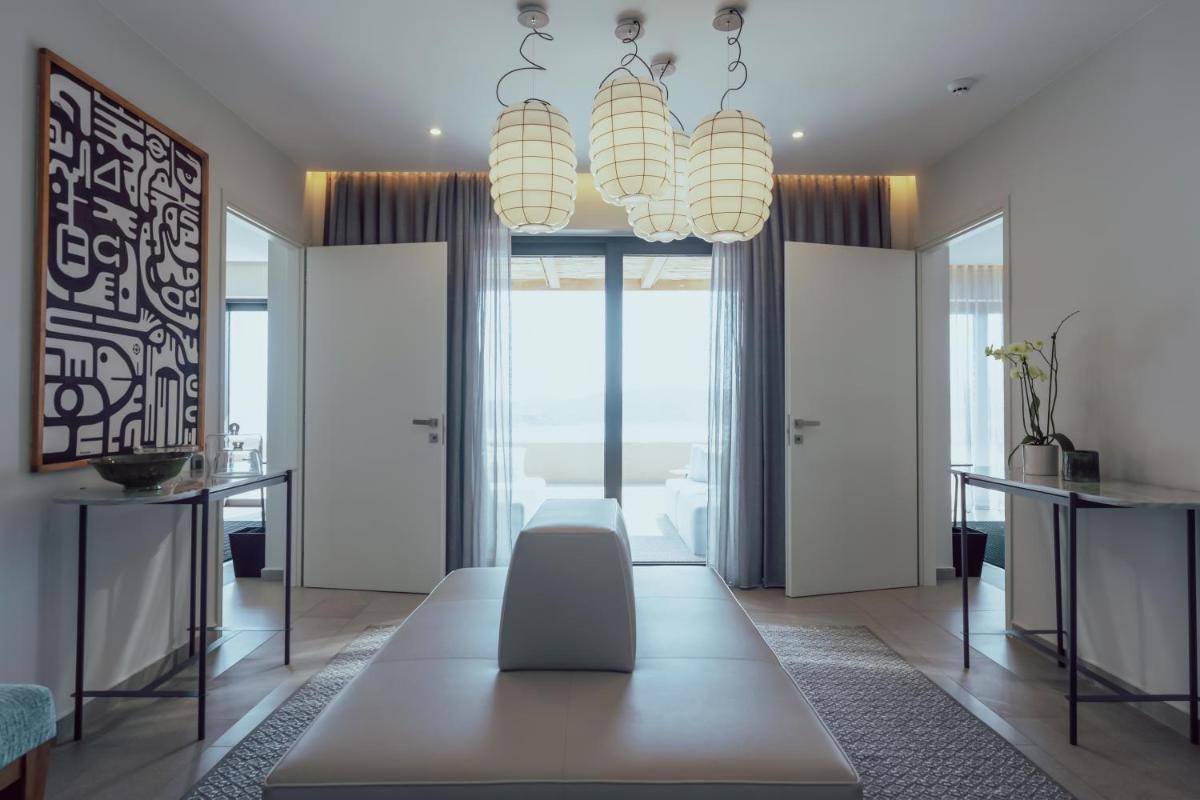 Cayo Exclusive Resort & Spa