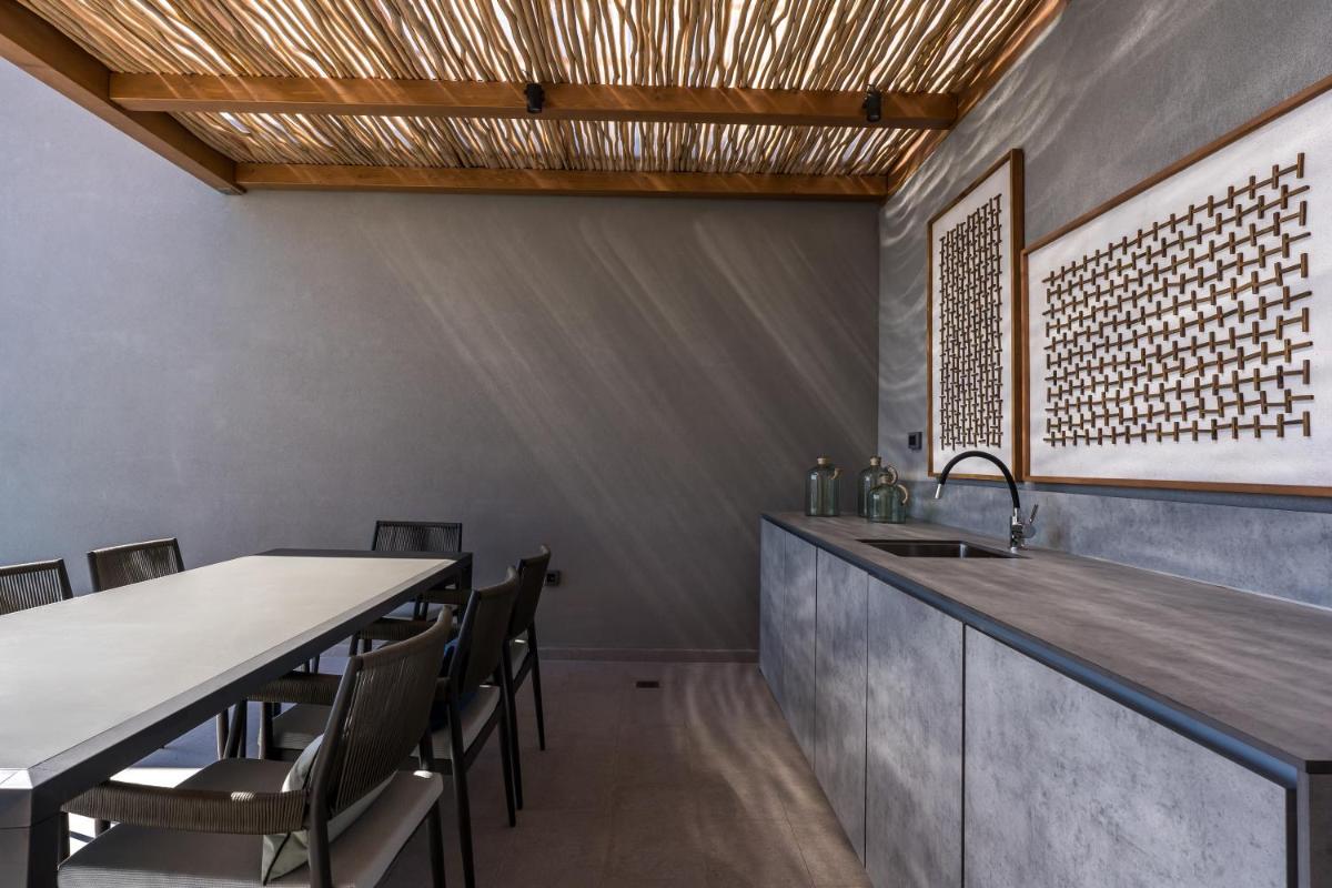 Cayo Exclusive Resort & Spa