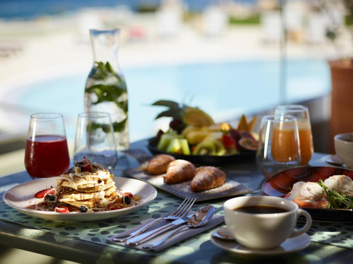 Cayo Exclusive Resort & Spa