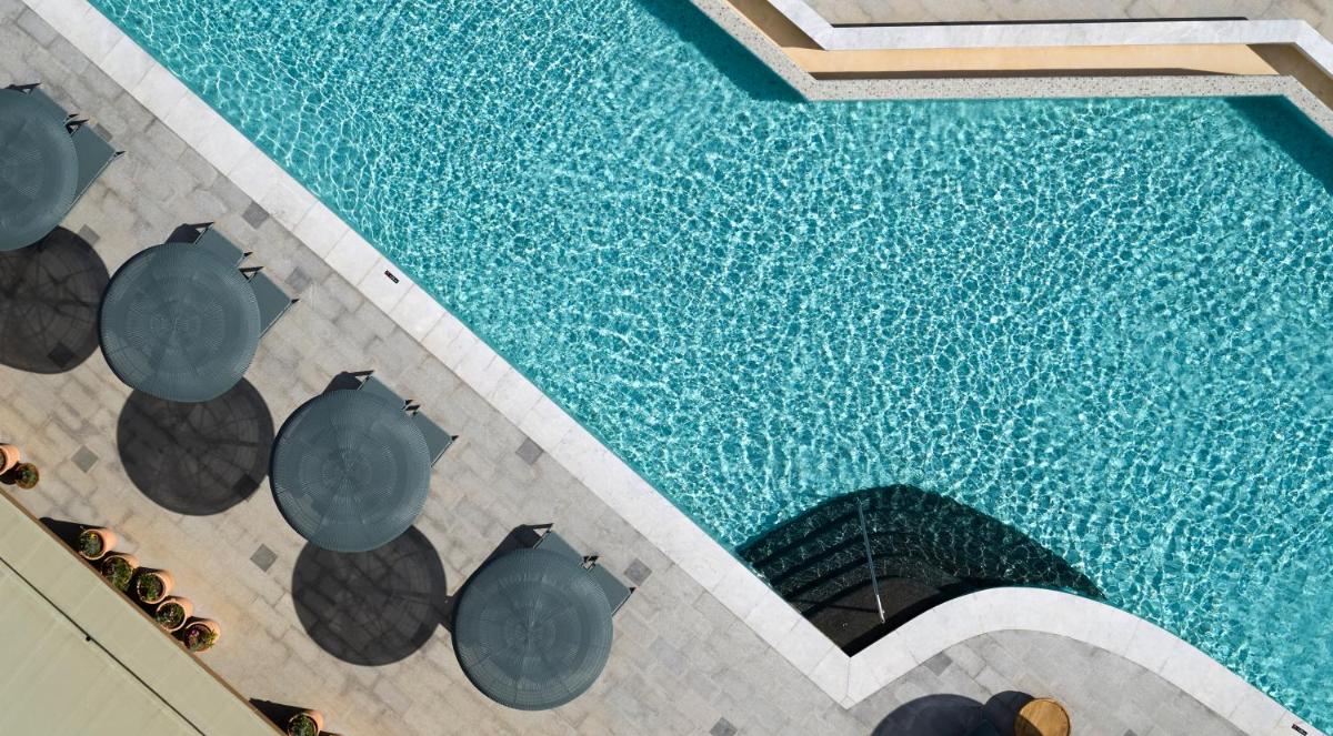 Cayo Exclusive Resort & Spa