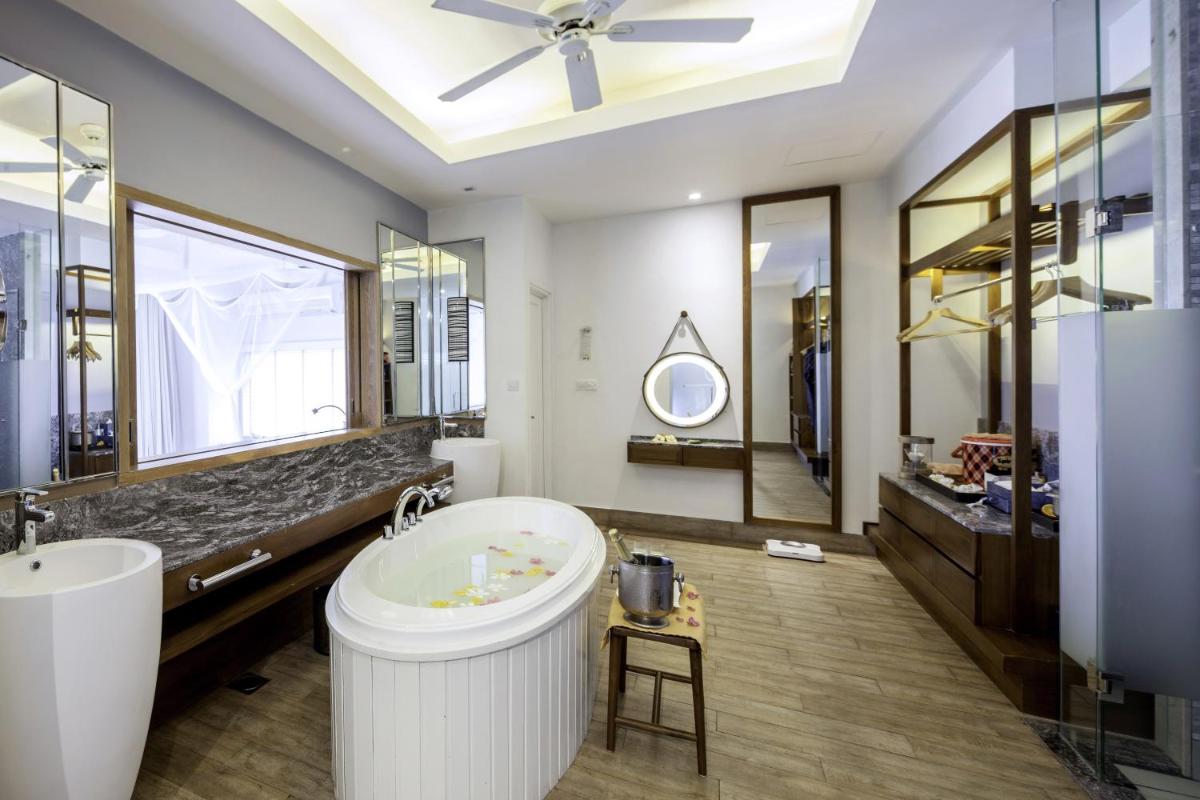 The Centara Collection, Machchafushi Island Resort & Spa Maldives - 30 percent discount on transfers for min 4 nights stay and more, valid for reservations between 11th Feb till 22 Dec 2025