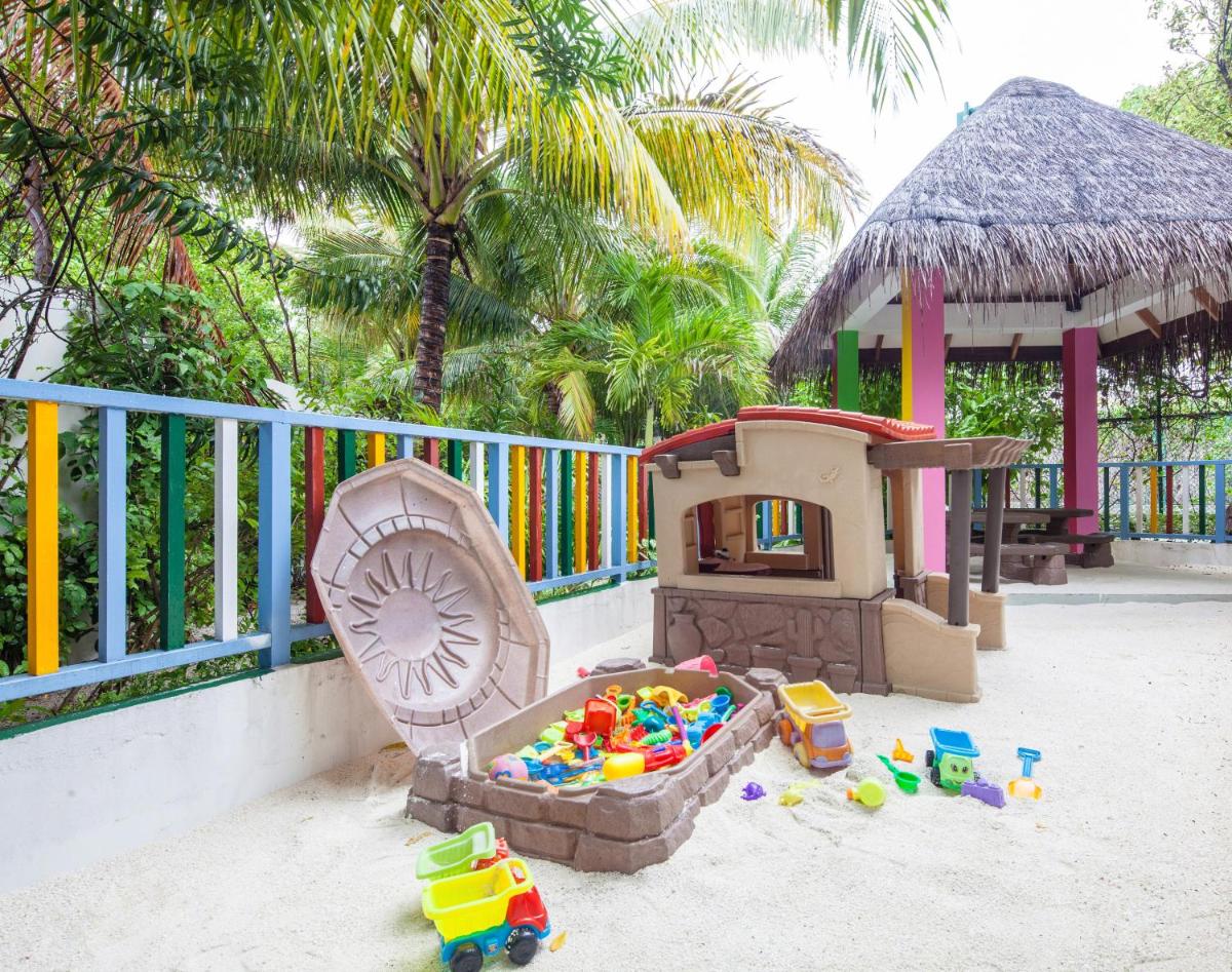 The Centara Collection, Machchafushi Island Resort & Spa Maldives - Stay 4 nights or more, enjoy 25 percent off Seaplane transfers, valid for stays from 10 Apr to Sep 2026