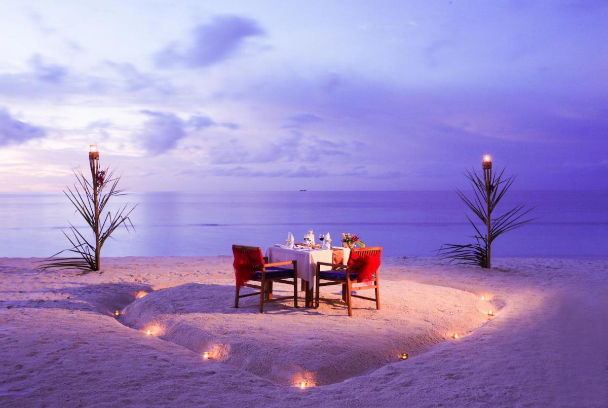 The Centara Collection, Machchafushi Island Resort & Spa Maldives - Stay 4 nights or more, enjoy 25 percent off Seaplane transfers, valid for stays from 10 Apr to Sep 2026