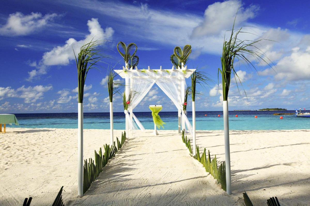 The Centara Collection, Machchafushi Island Resort & Spa Maldives - Stay 4 nights or more, enjoy 25 percent off Seaplane transfers, valid for stays from 10 Apr to Sep 2026