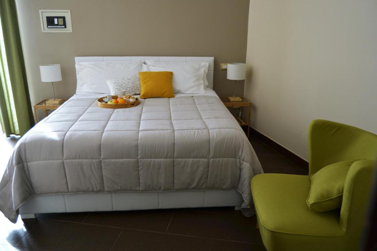 Cento Tari' Guest House