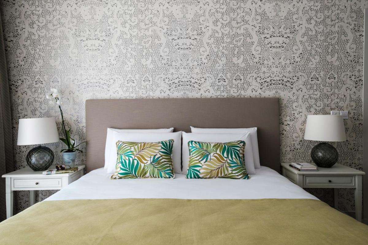 Cesca's Boutique Hotel