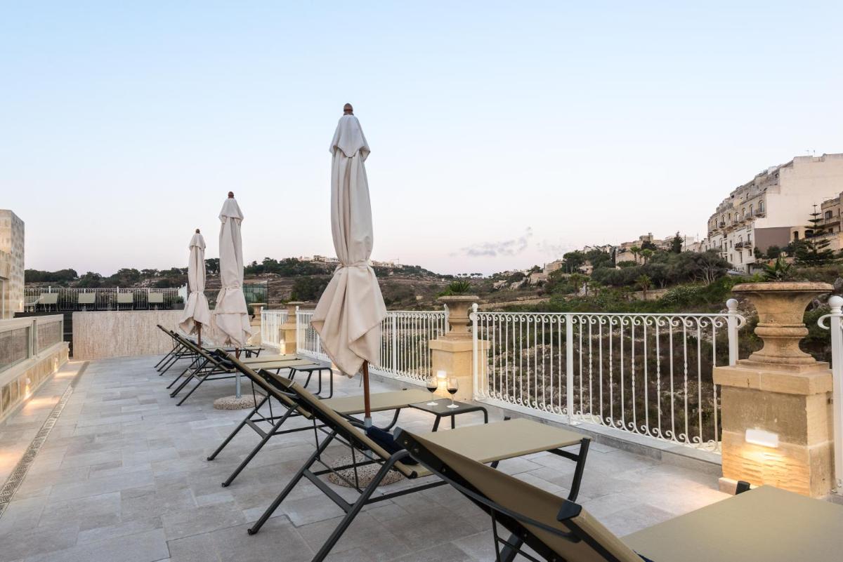 Cesca's Boutique Hotel