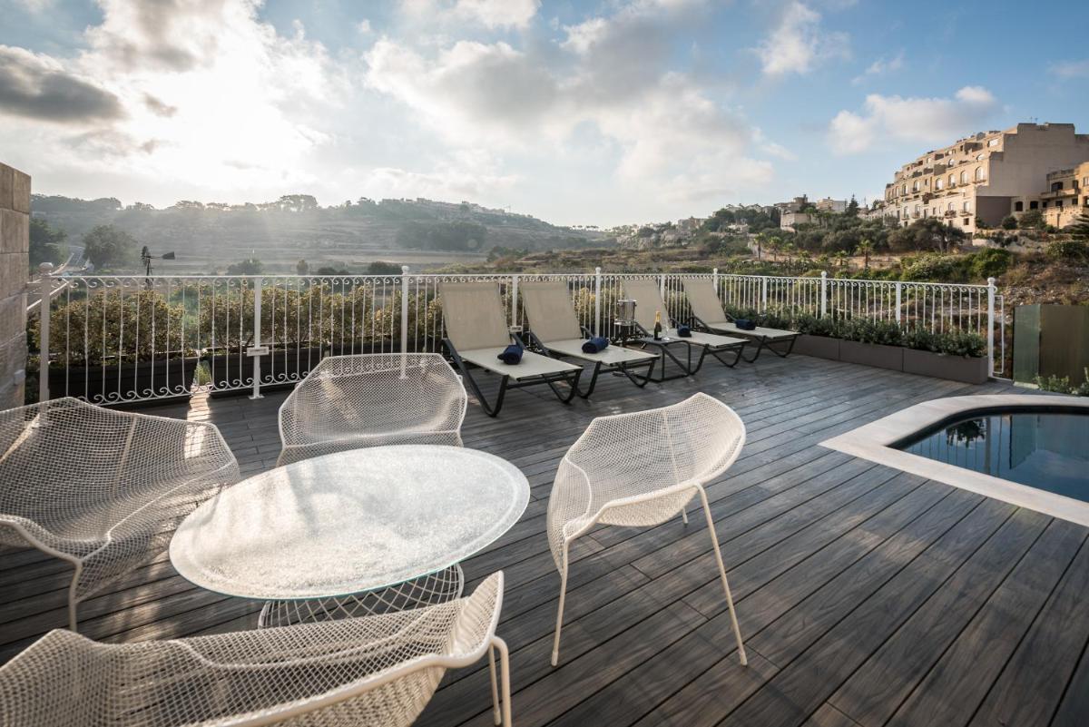 Cesca's Boutique Hotel