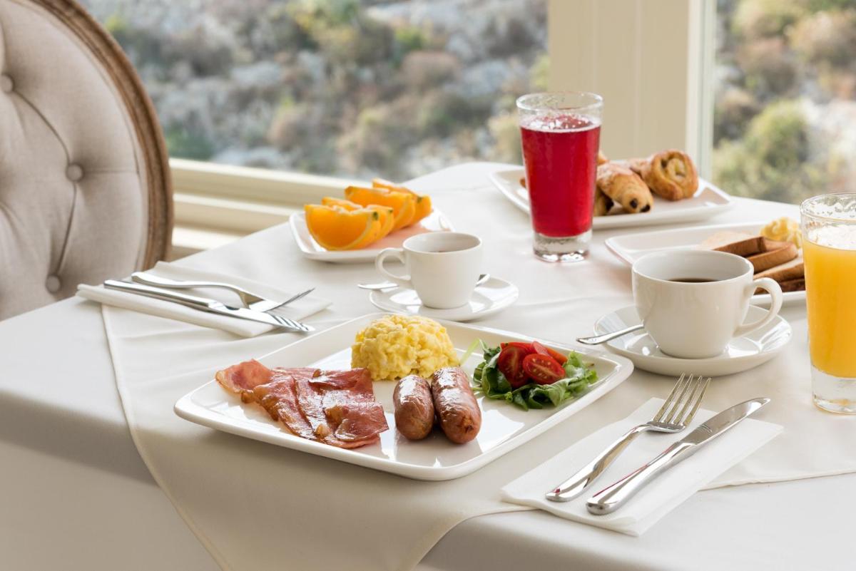 Cesca's Boutique Hotel