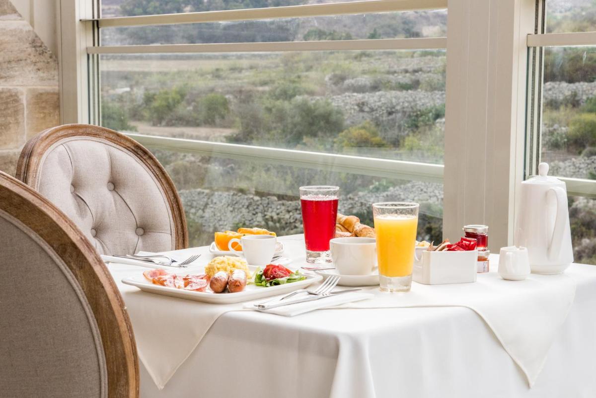 Cesca's Boutique Hotel