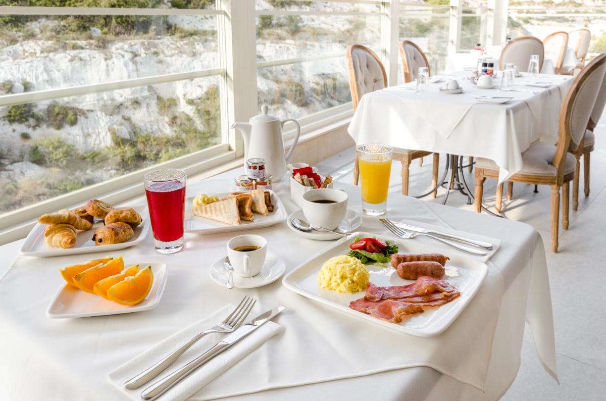 Cesca's Boutique Hotel