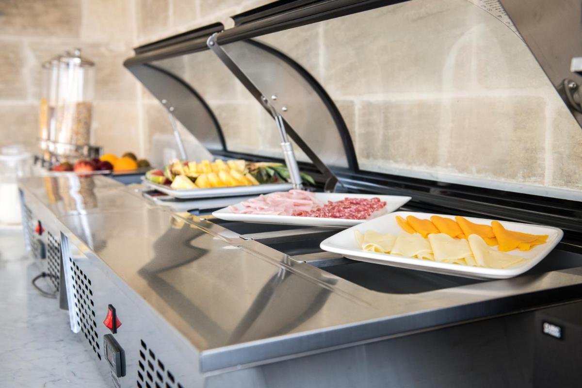 Cesca's Boutique Hotel