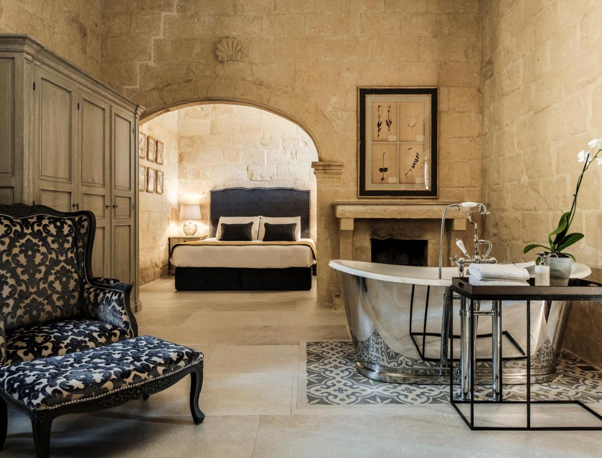 Cesca's Boutique Hotel