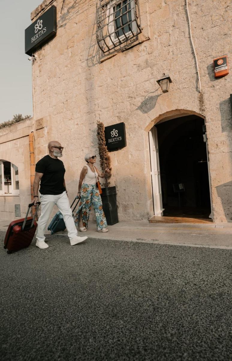 Cesca's Boutique Hotel