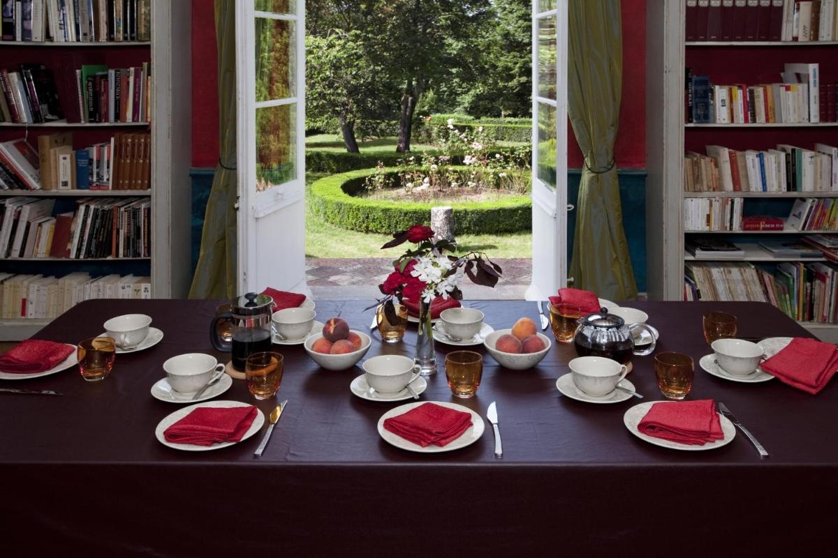 Chambres d’Hôtes Château Touny les Roses