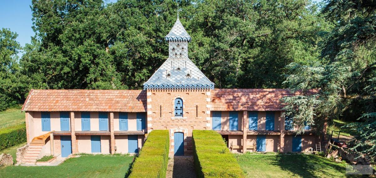 Domaine du Buc, Le Château