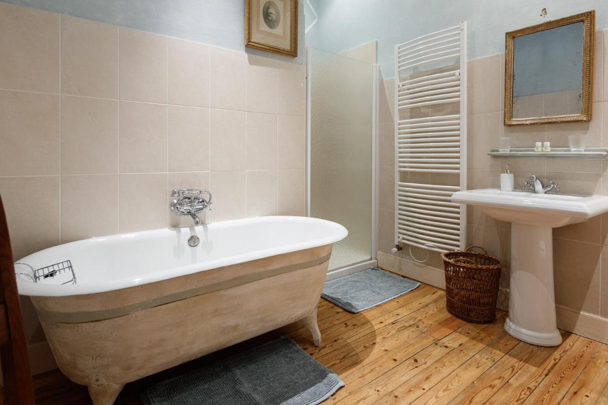 Domaine du Buc, Le Château