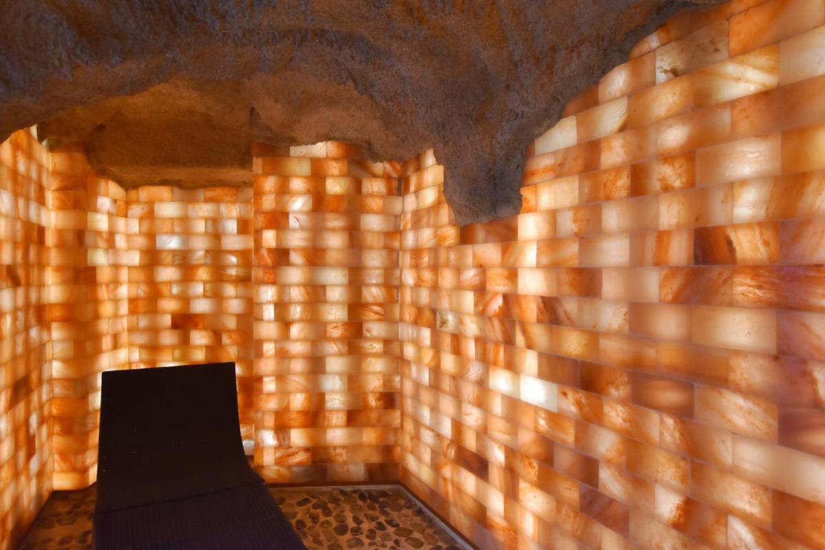 Chapel 5 Boutique Suites B&B