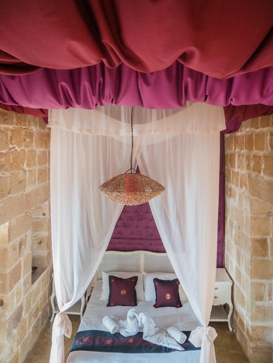 Chapel 5 Boutique Suites B&B