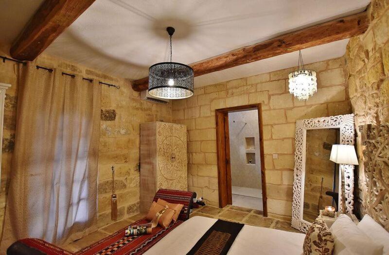 Chapel 5 Boutique Suites B&B