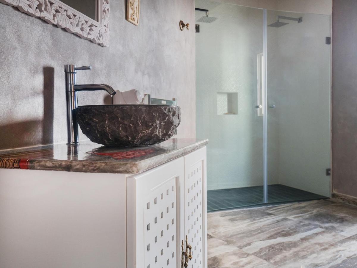 Chapel 5 Boutique Suites B&B