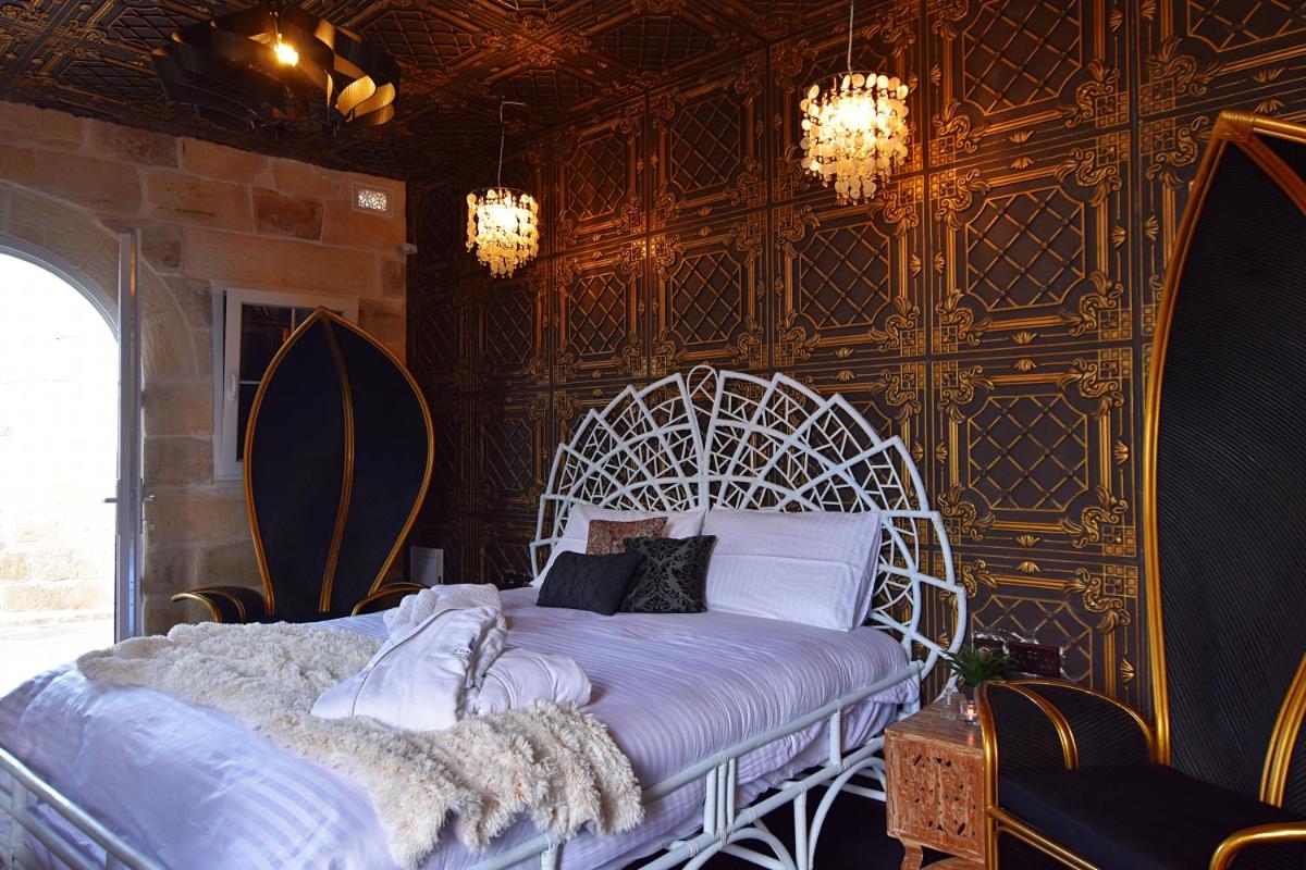 Chapel 5 Boutique Suites B&B