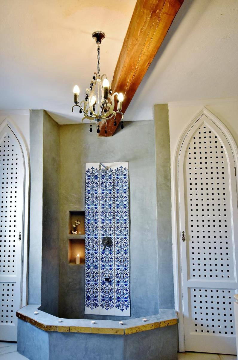 Chapel 5 Boutique Suites B&B