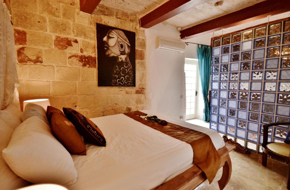 Chapel 5 Boutique Suites B&B