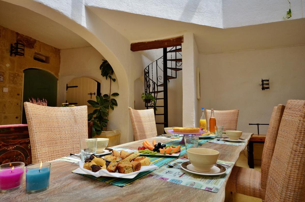 Chapel 5 Boutique Suites B&B