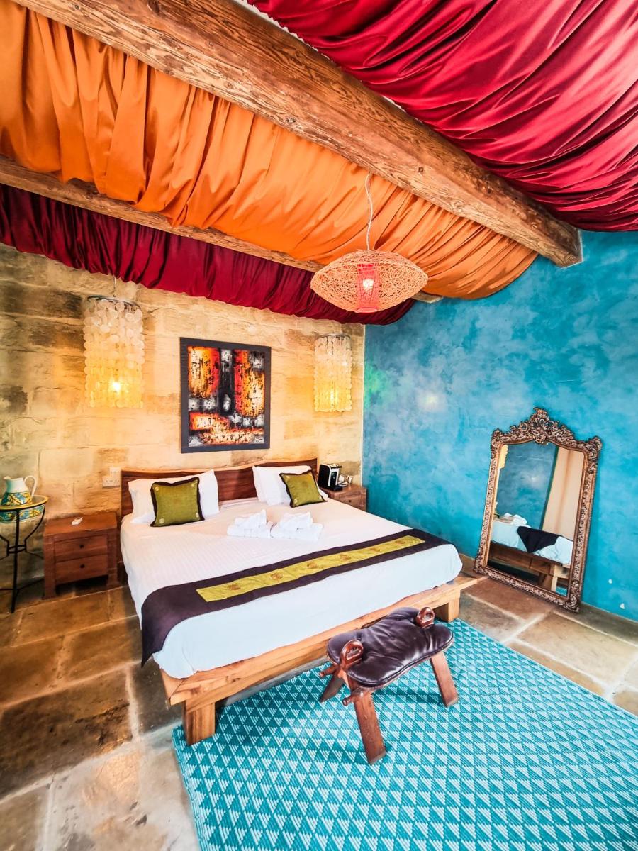 Chapel 5 Boutique Suites B&B