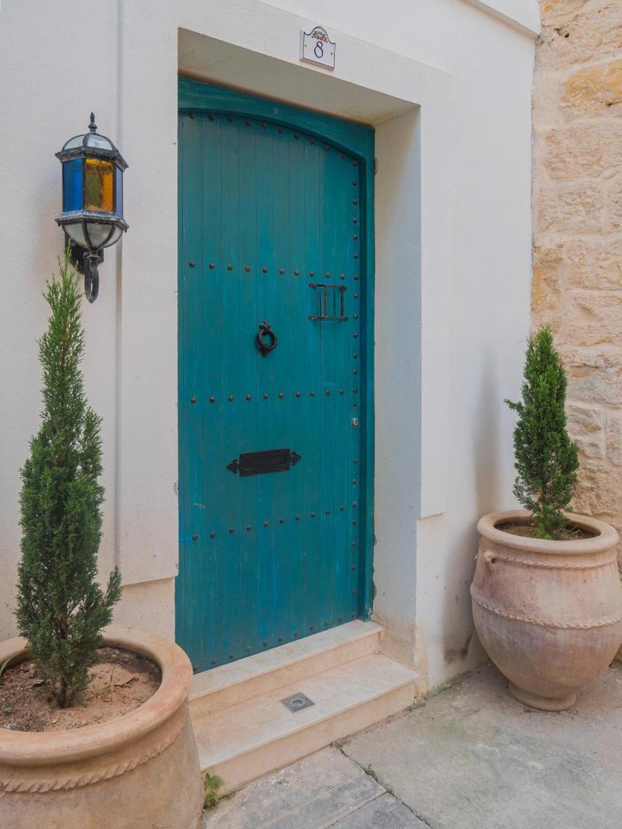 Chapel 5 Boutique Suites B&B