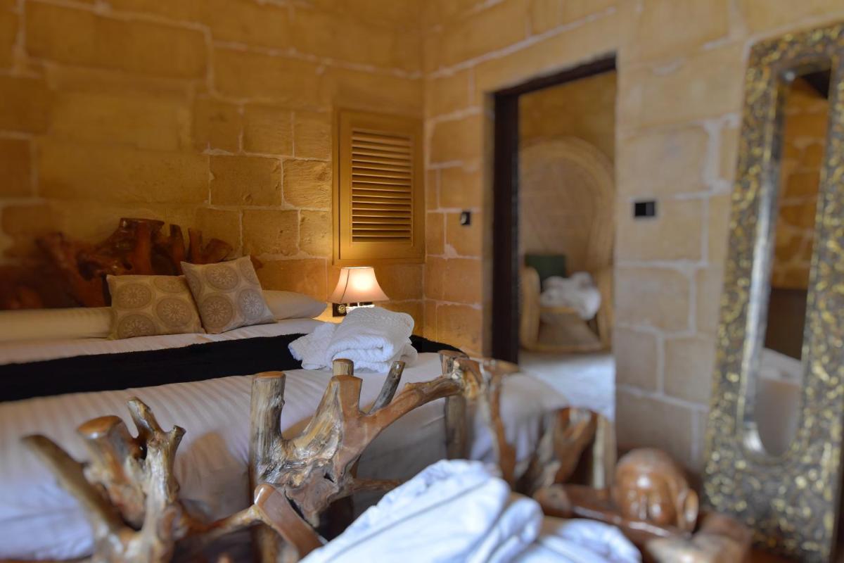 Chapel 5 Boutique Suites B&B