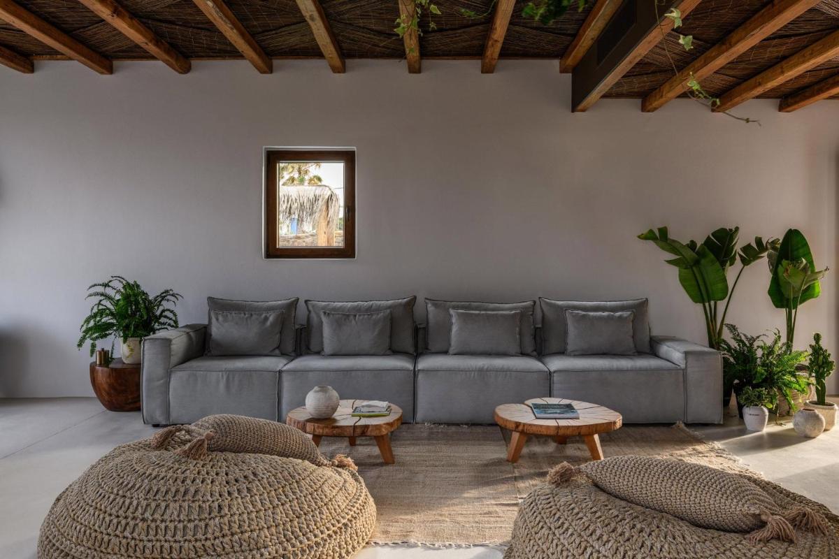 Charisma Hotel and Wellness Club