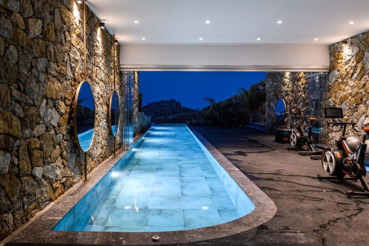 Charisma Hotel and Wellness Club