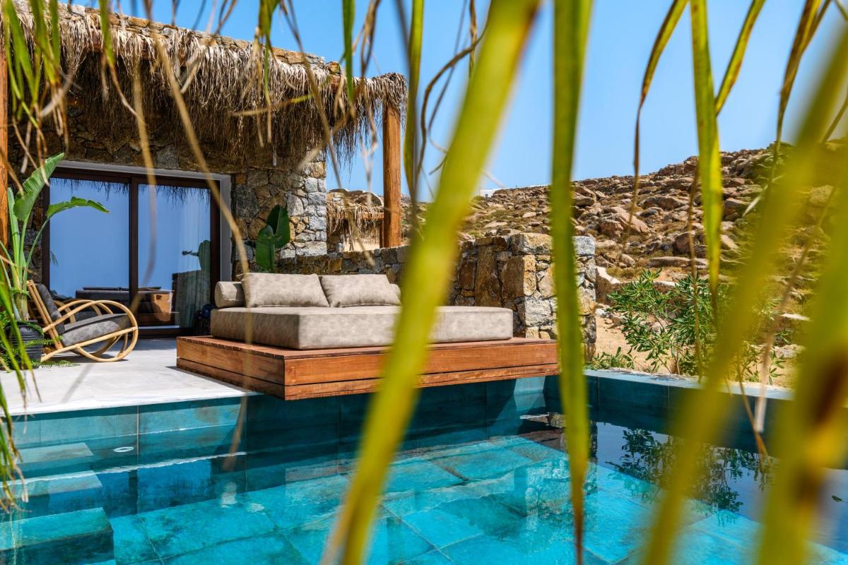 Charisma Hotel and Wellness Club