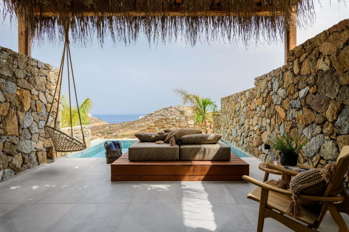 Charisma Hotel and Wellness Club