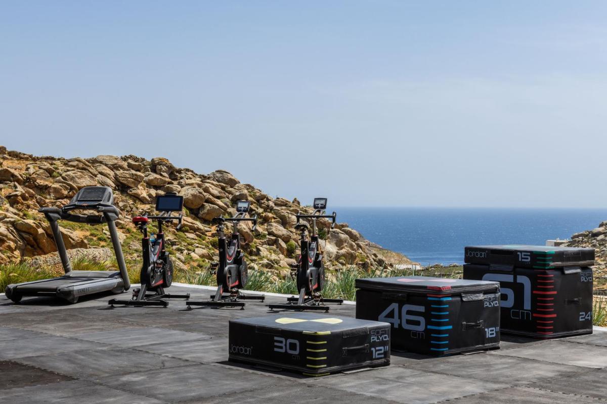 Charisma Hotel and Wellness Club