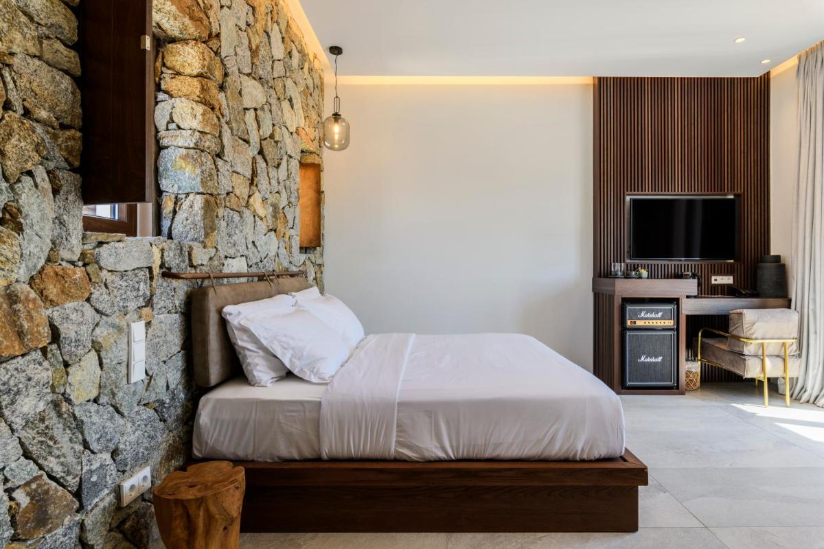 Charisma Hotel and Wellness Club