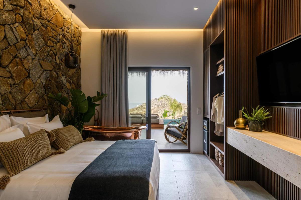Charisma Hotel and Wellness Club