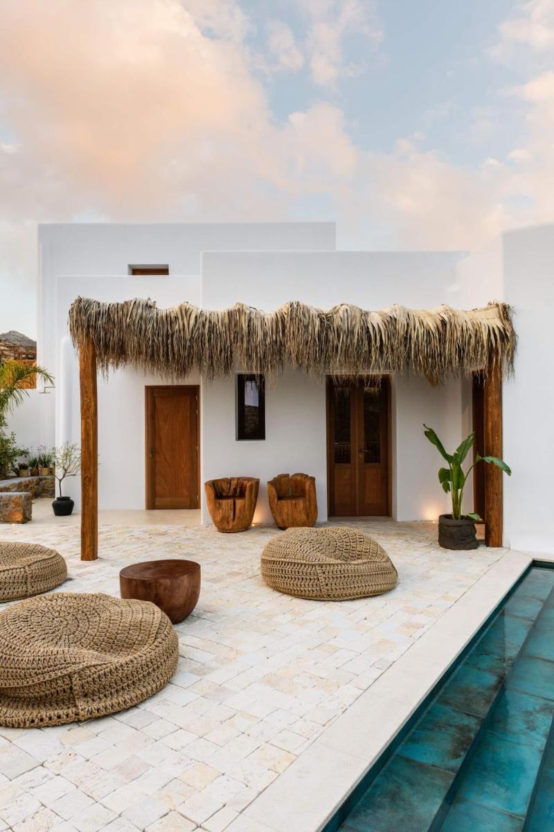 Charisma Hotel and Wellness Club