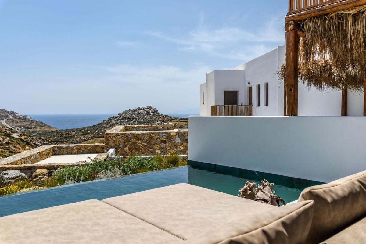 Charisma Hotel and Wellness Club