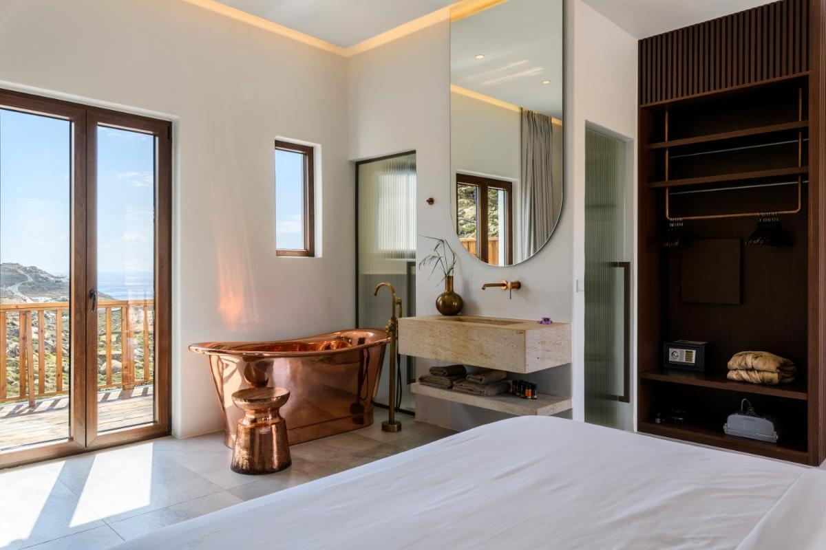 Charisma Hotel and Wellness Club