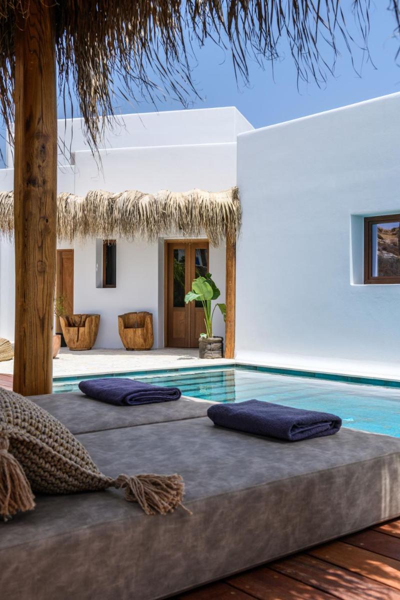 Charisma Hotel and Wellness Club